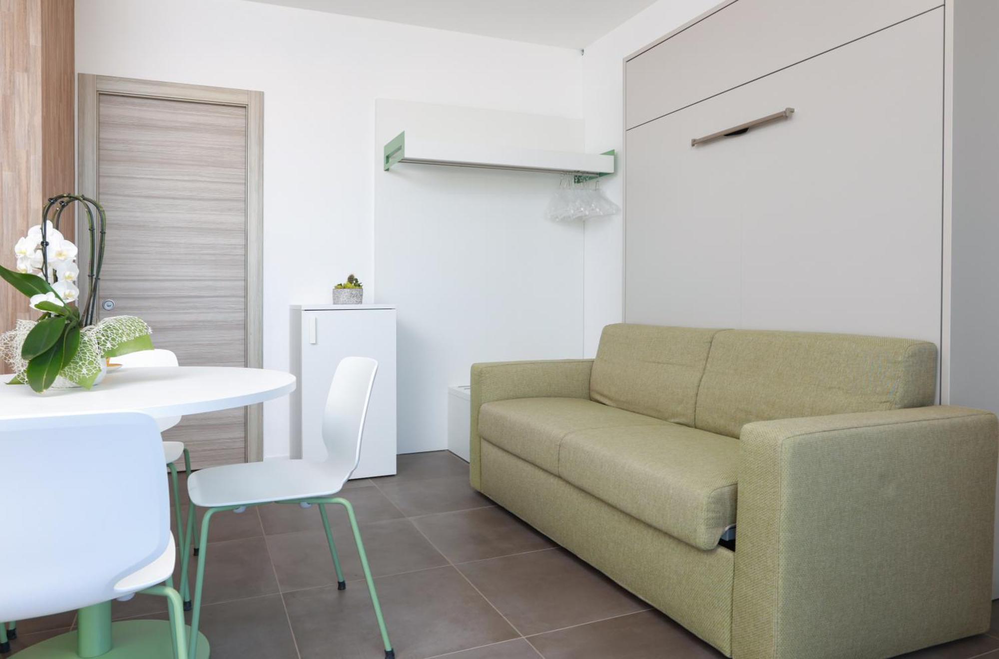 Hotel Luciana Бибионе Екстериор снимка